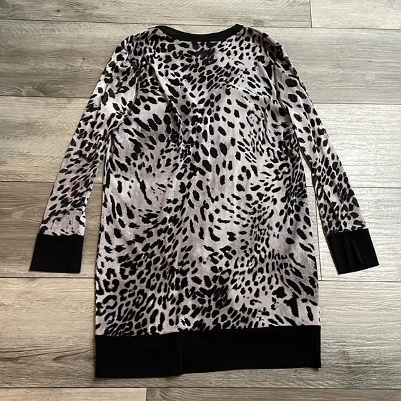 Chico's, Size 2, Button Down Cardigan, Lightweight - Picture 4 of 6